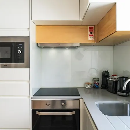 公寓 Insight Campanha With Balcony And Ac 波尔图